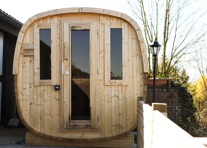 Henneglueck3 Mit Sauna